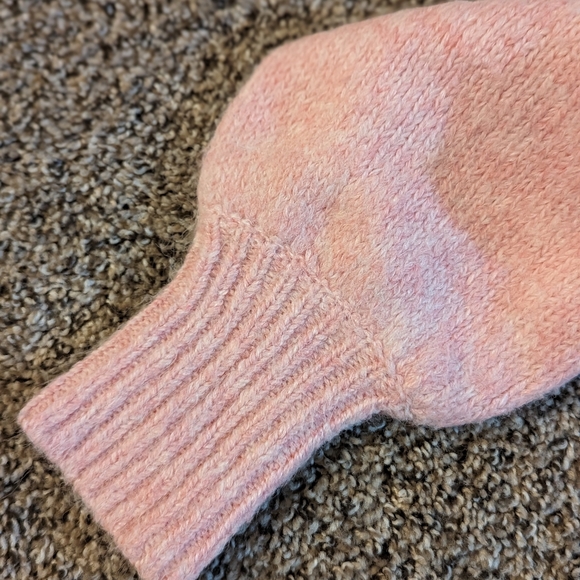 Puffy sleeves vintage style lady soft pink buttons sweater - Picture 3 of 9